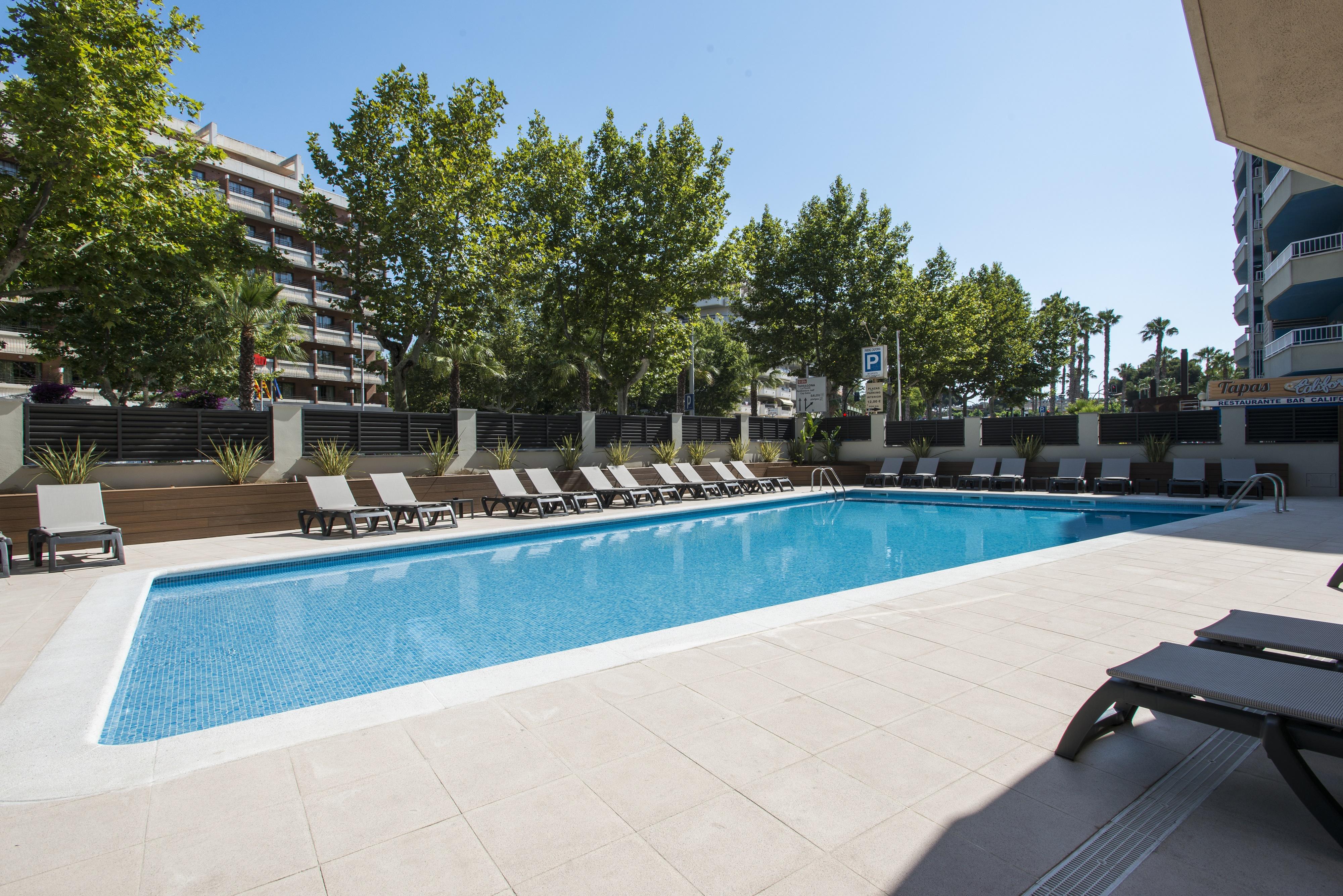 California Apartments 살루 외부 사진